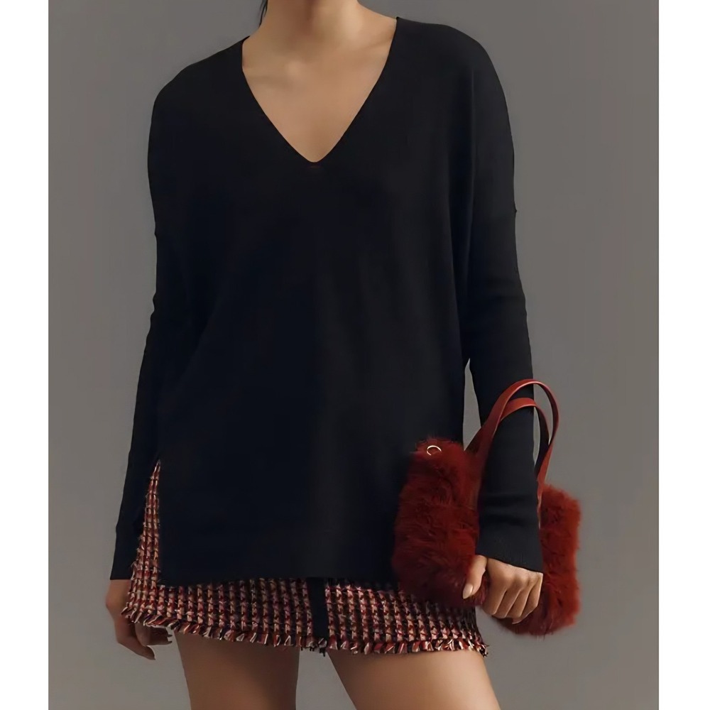 Maeve By Anthropologie V-Neck Pullover Sweater Black Side Slits  Size M - Picture 2 of 12